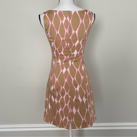 Trina Turk Mod Print Sleeveless Empire Mini Sheath Dress Size 2 - Picture 7 of 12